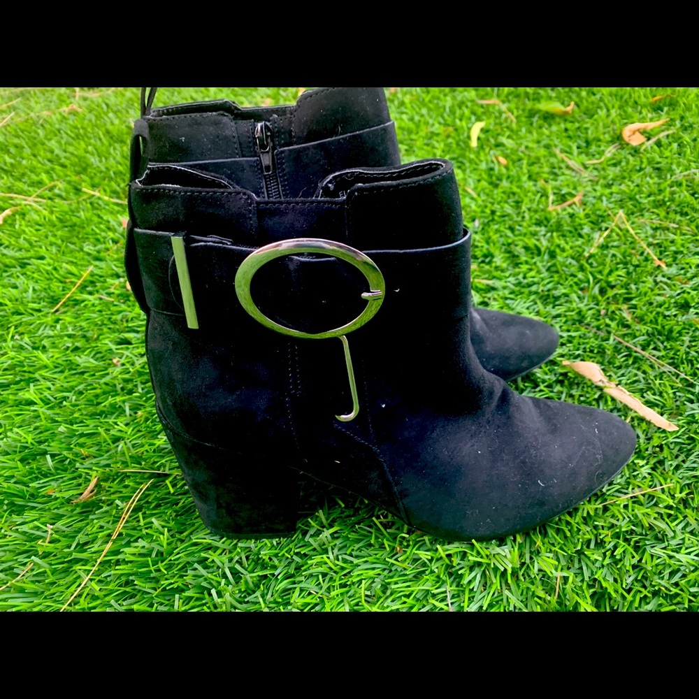 Just Fab Black Buckle Booties